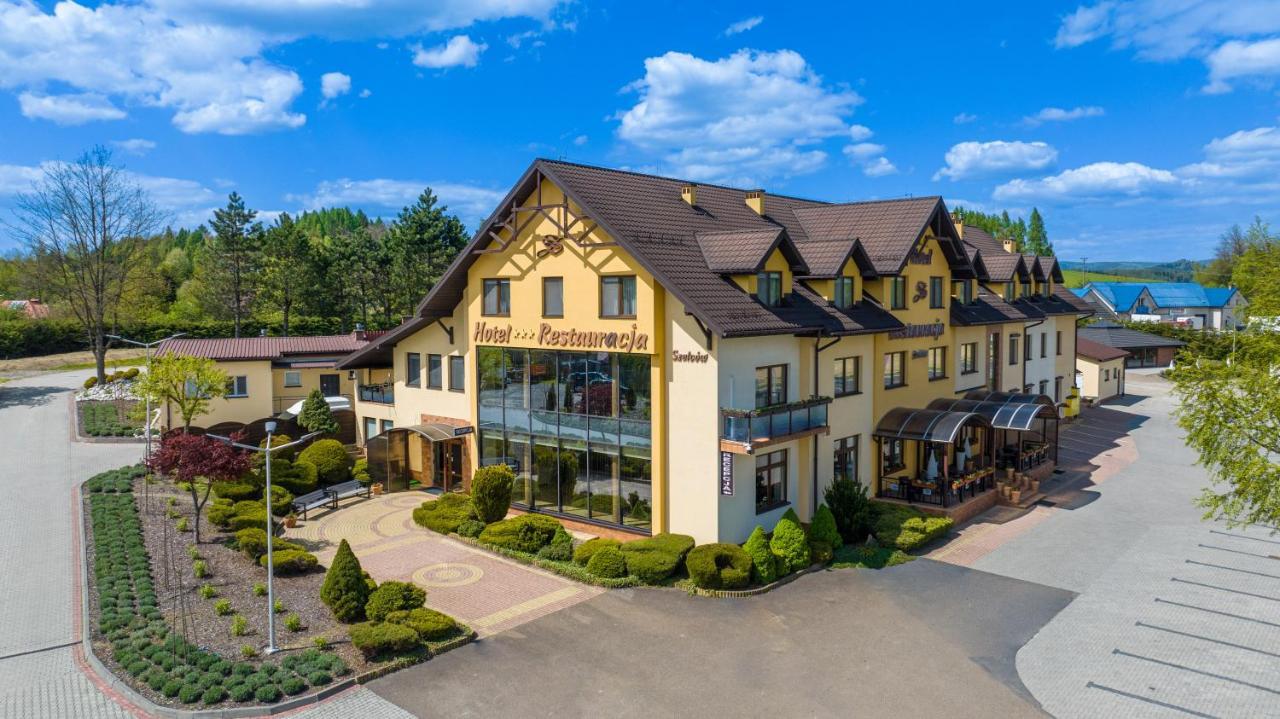 Hotel Szelcow Леско Экстерьер фото